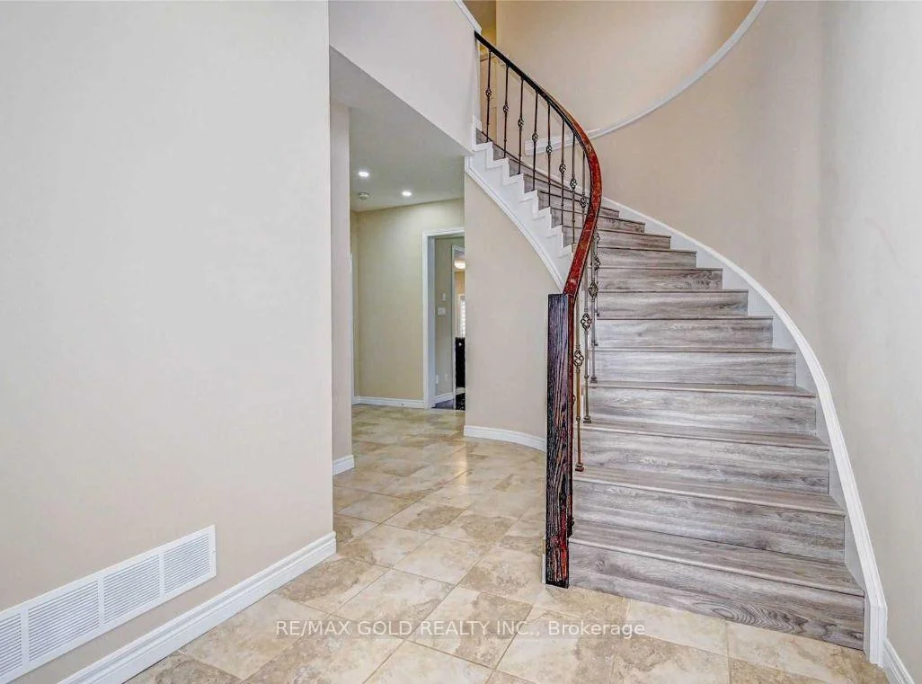 Photo 12 of 400 Wild Calla Street, Waterloo, Columbia Forest/Clair Hills — HOMEH