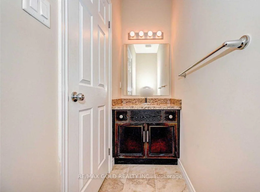 Photo 13 of 400 Wild Calla Street, Waterloo, Columbia Forest/Clair Hills — HOMEH
