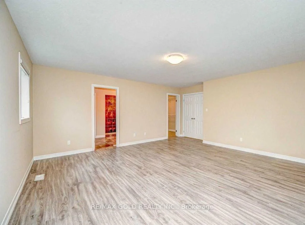 Photo 16 of 400 Wild Calla Street, Waterloo, Columbia Forest/Clair Hills — HOMEH