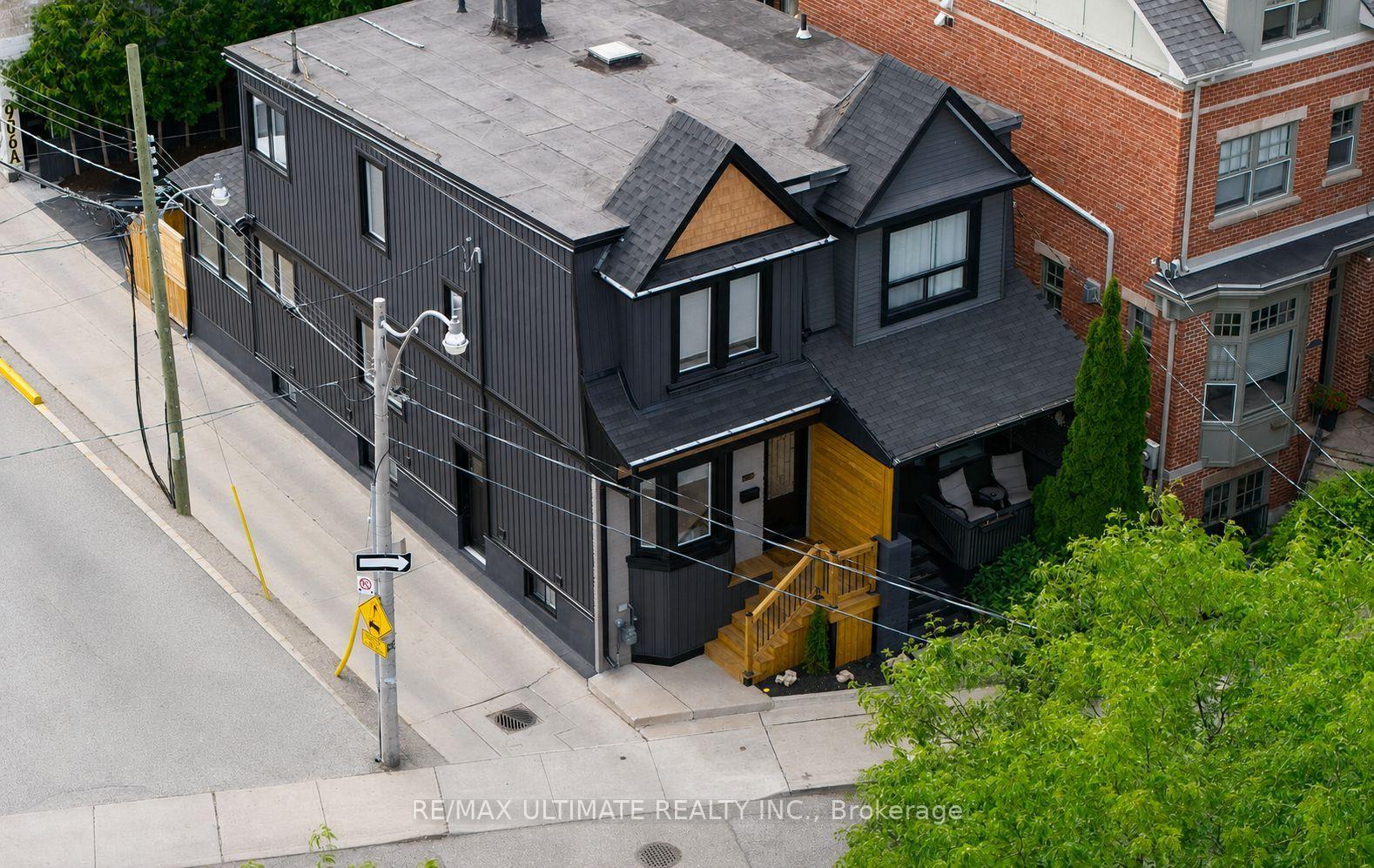 Photo 4 of 906 Logan Avenue, Toronto, Playter Estates-Danforth — HOMEH