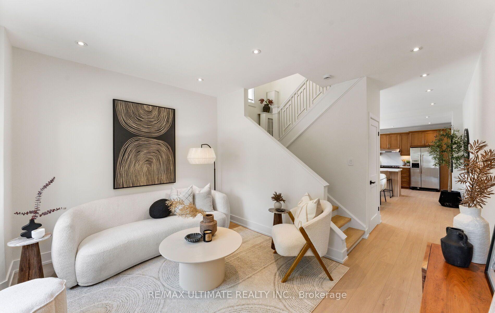 Photo 6 of 906 Logan Avenue, Toronto, Playter Estates-Danforth — HOMEH