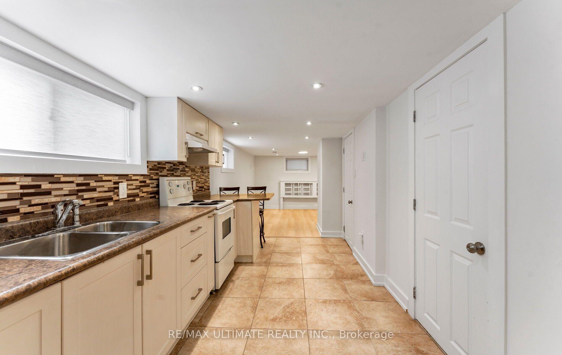 Photo 26 of 906 Logan Avenue, Toronto, Playter Estates-Danforth — HOMEH