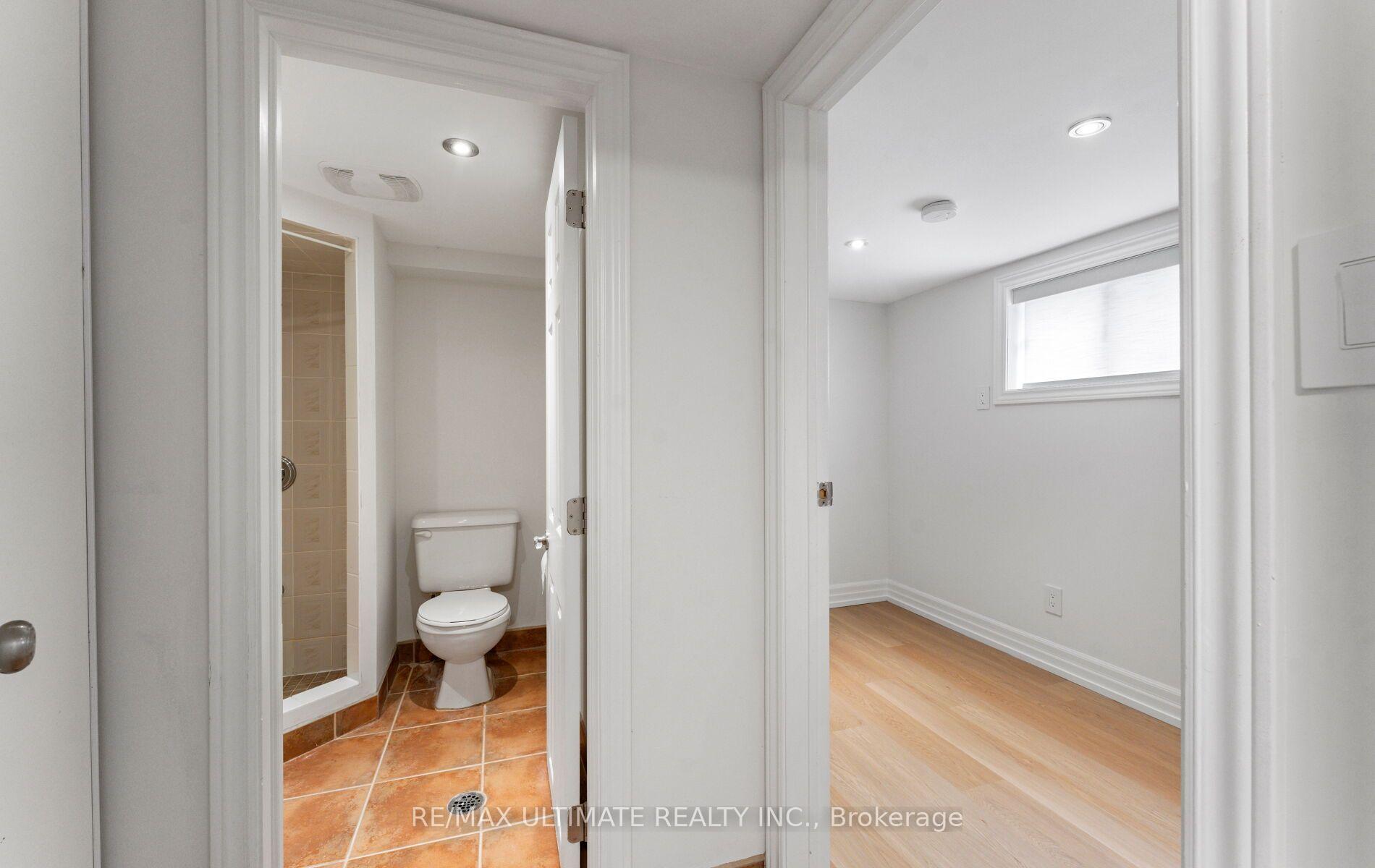 Photo 33 of 906 Logan Avenue, Toronto, Playter Estates-Danforth — HOMEH