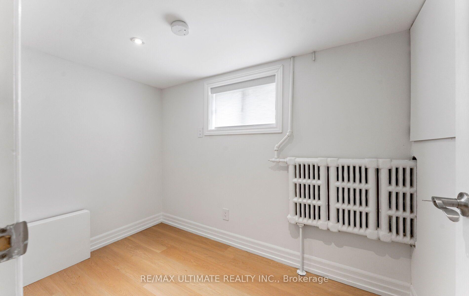 Photo 34 of 906 Logan Avenue, Toronto, Playter Estates-Danforth — HOMEH