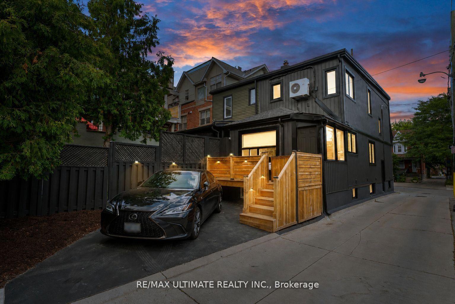 Photo 43 of 906 Logan Avenue, Toronto, Playter Estates-Danforth — HOMEH