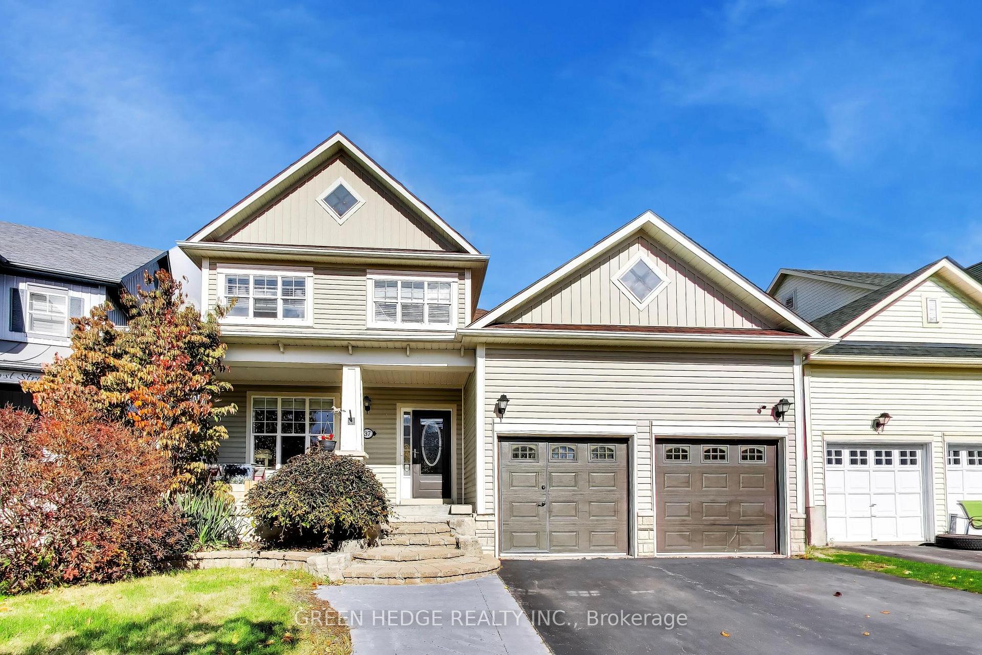 Photo 2 of 37 Hurst Street, Halton Hills, Acton — HOMEH
