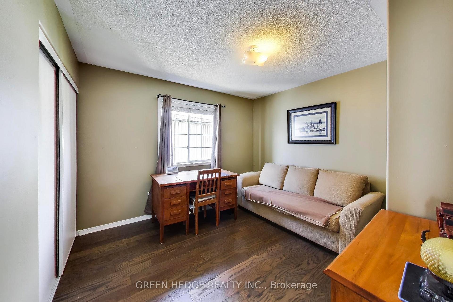 Photo 34 of 37 Hurst Street, Halton Hills, Acton — HOMEH
