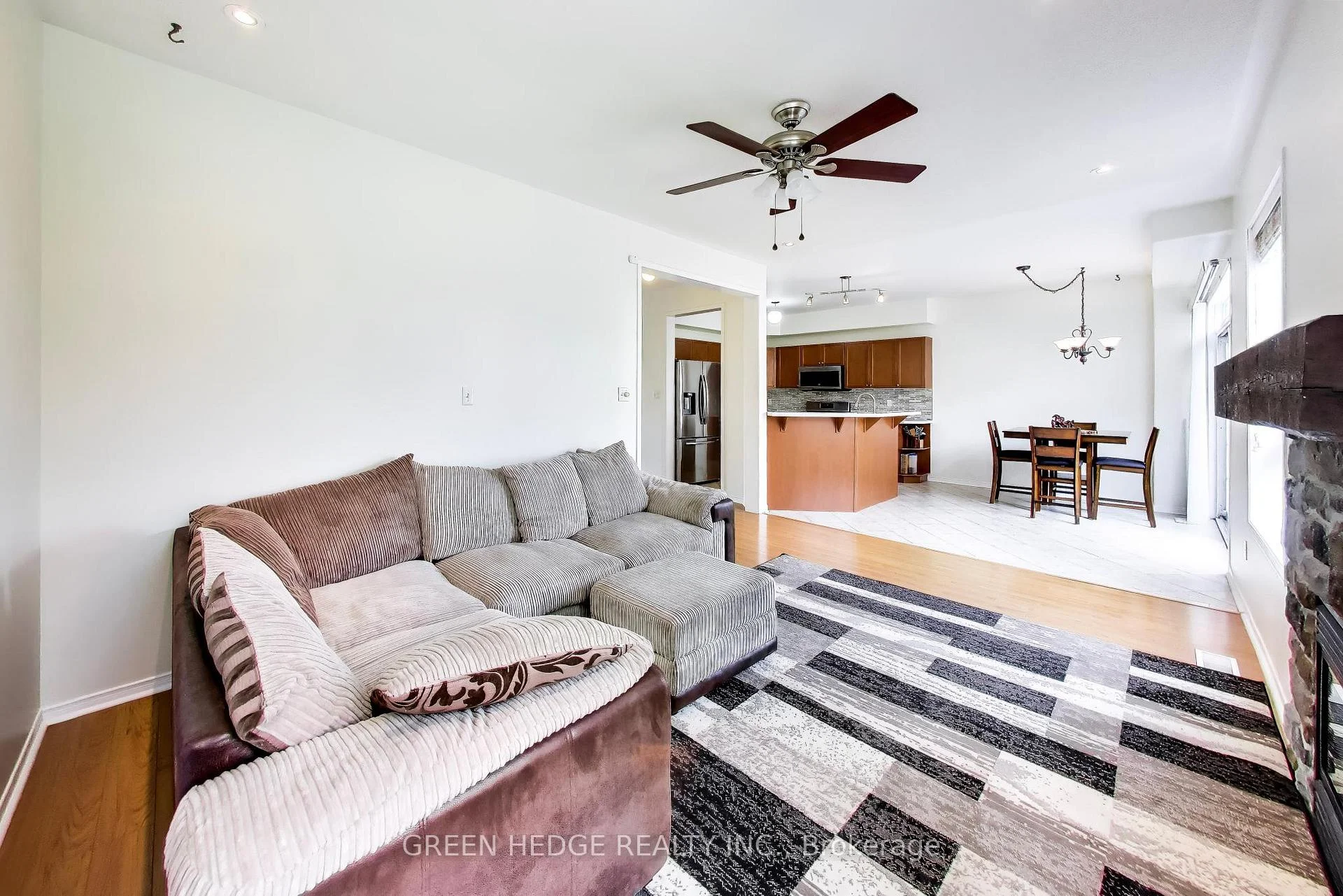Photo 12 of 37 Hurst Street, Halton Hills, Acton — HOMEH