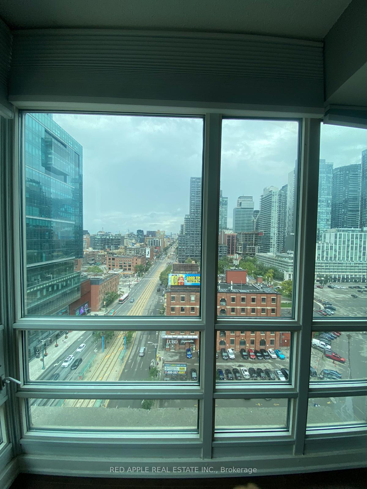 Photo 3 of Unit 1903, 397 Front Street, Toronto, Waterfront Communities — HOMEH