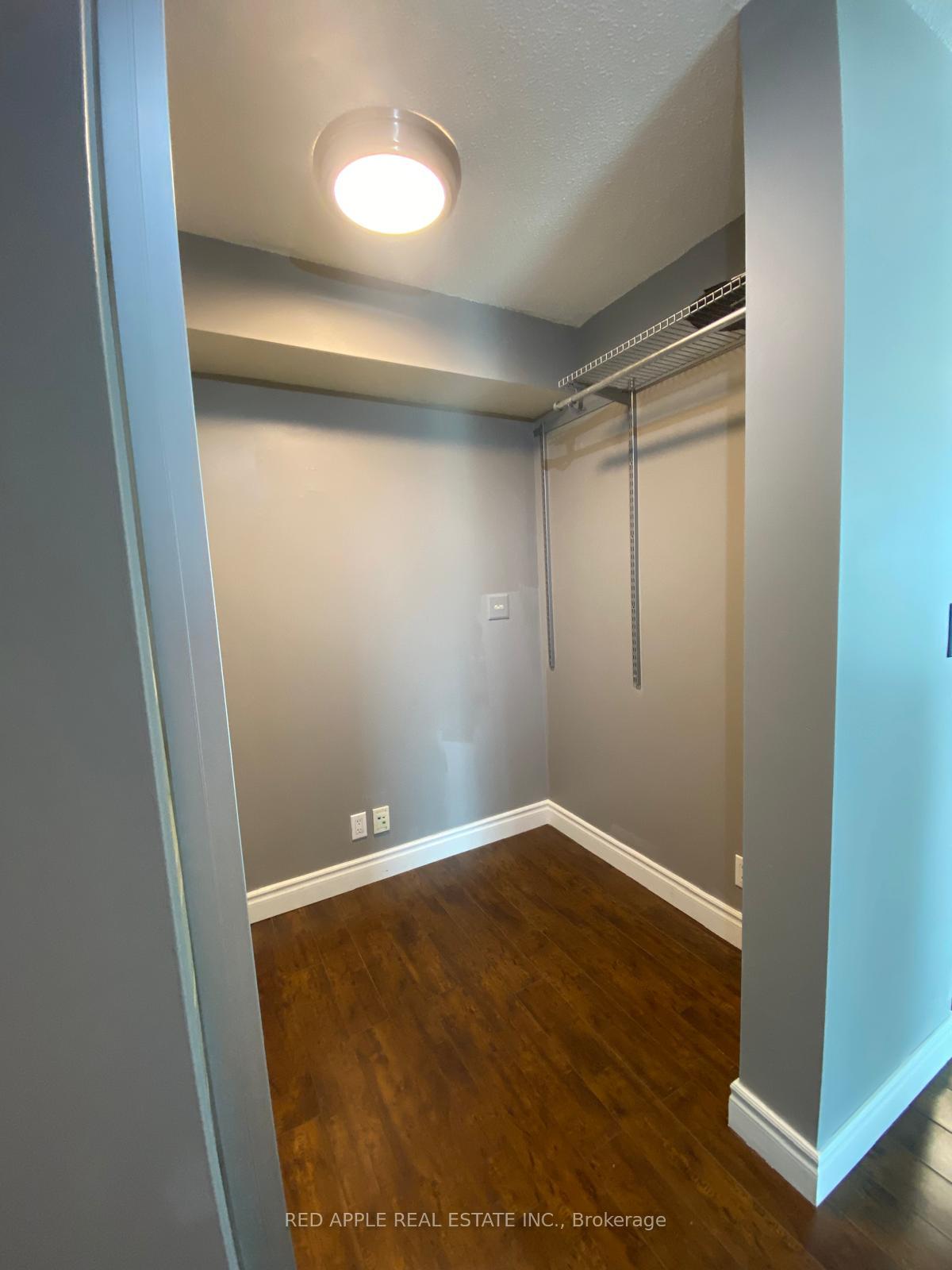 Photo 9 of Unit 1903, 397 Front Street, Toronto, Waterfront Communities — HOMEH