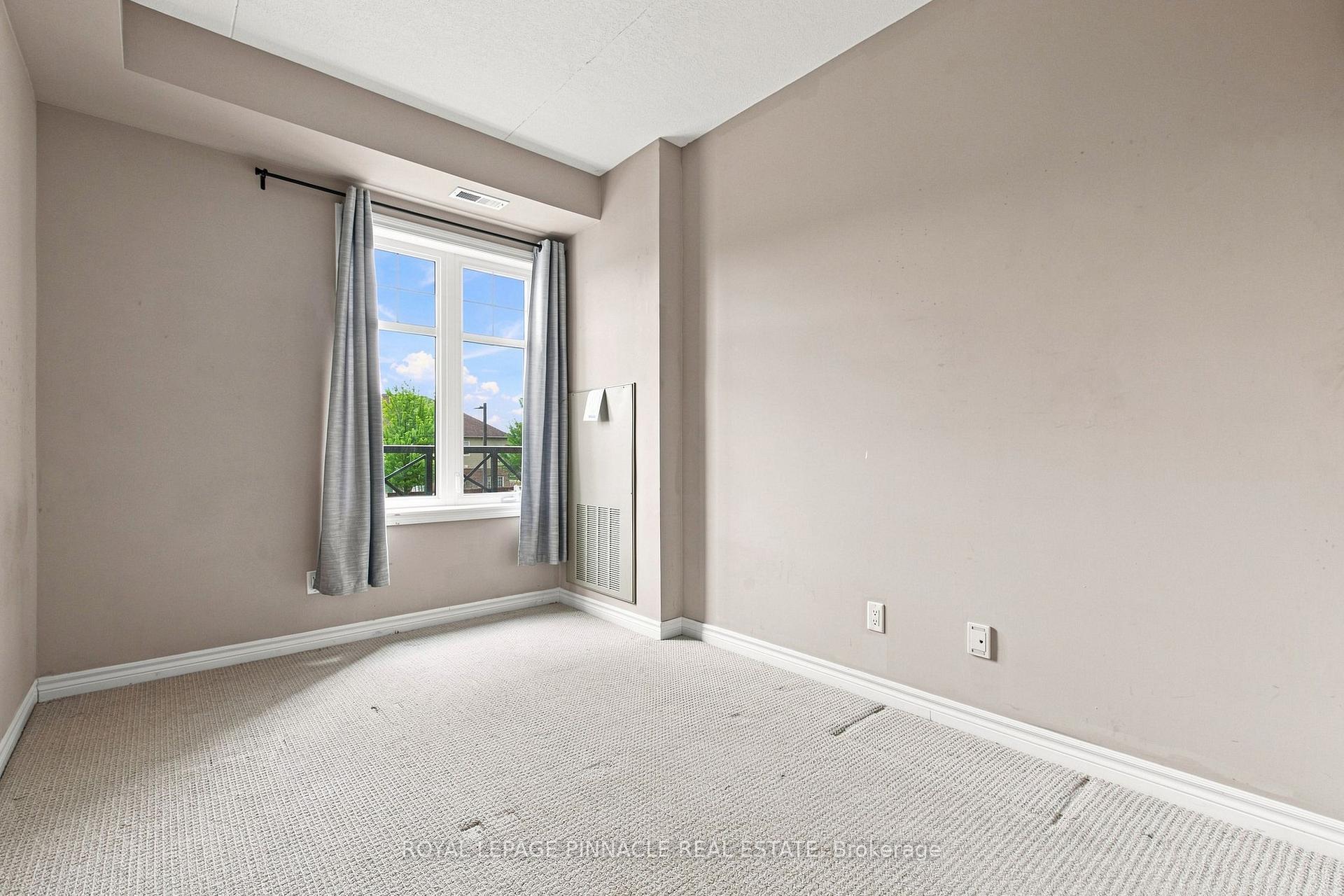 Photo 16 of Unit 201, 2 Colonial Drive, Guelph, Pineridge/Westminster Woods — HOMEH