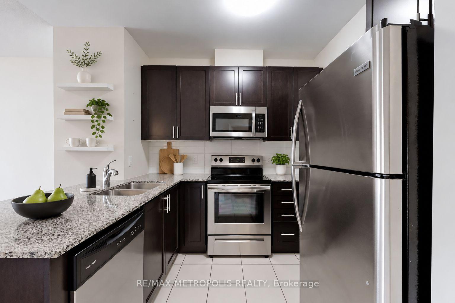Photo 4 of Unit 228, 7325 Markham Road, Markham, Cedarwood — HOMEH