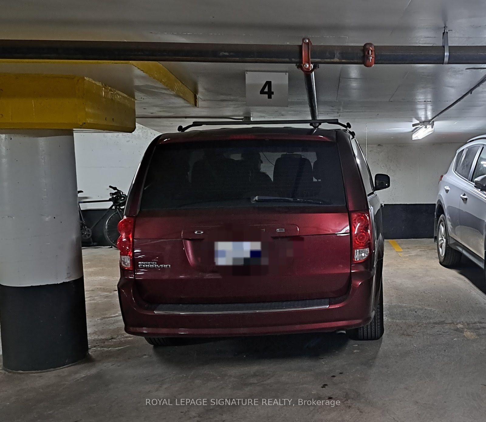 Photo 9 of Unit 401, 60 MontClair Avenue, Toronto, Forest Hill South — HOMEH