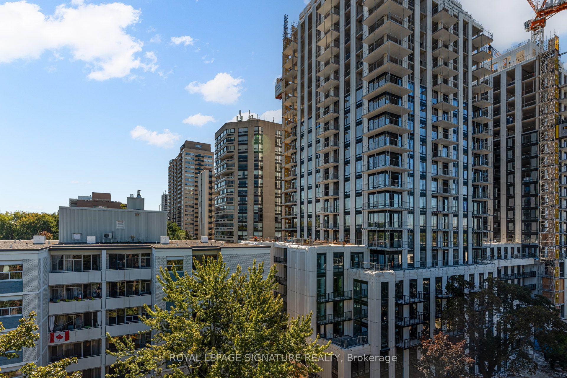 Photo 10 of Unit 401, 60 MontClair Avenue, Toronto, Forest Hill South — HOMEH