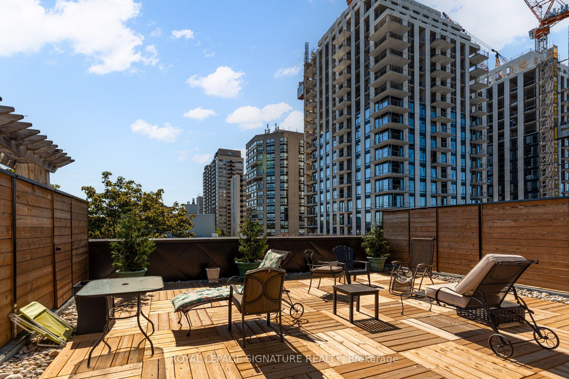 Photo 11 of Unit 401, 60 MontClair Avenue, Toronto, Forest Hill South — HOMEH
