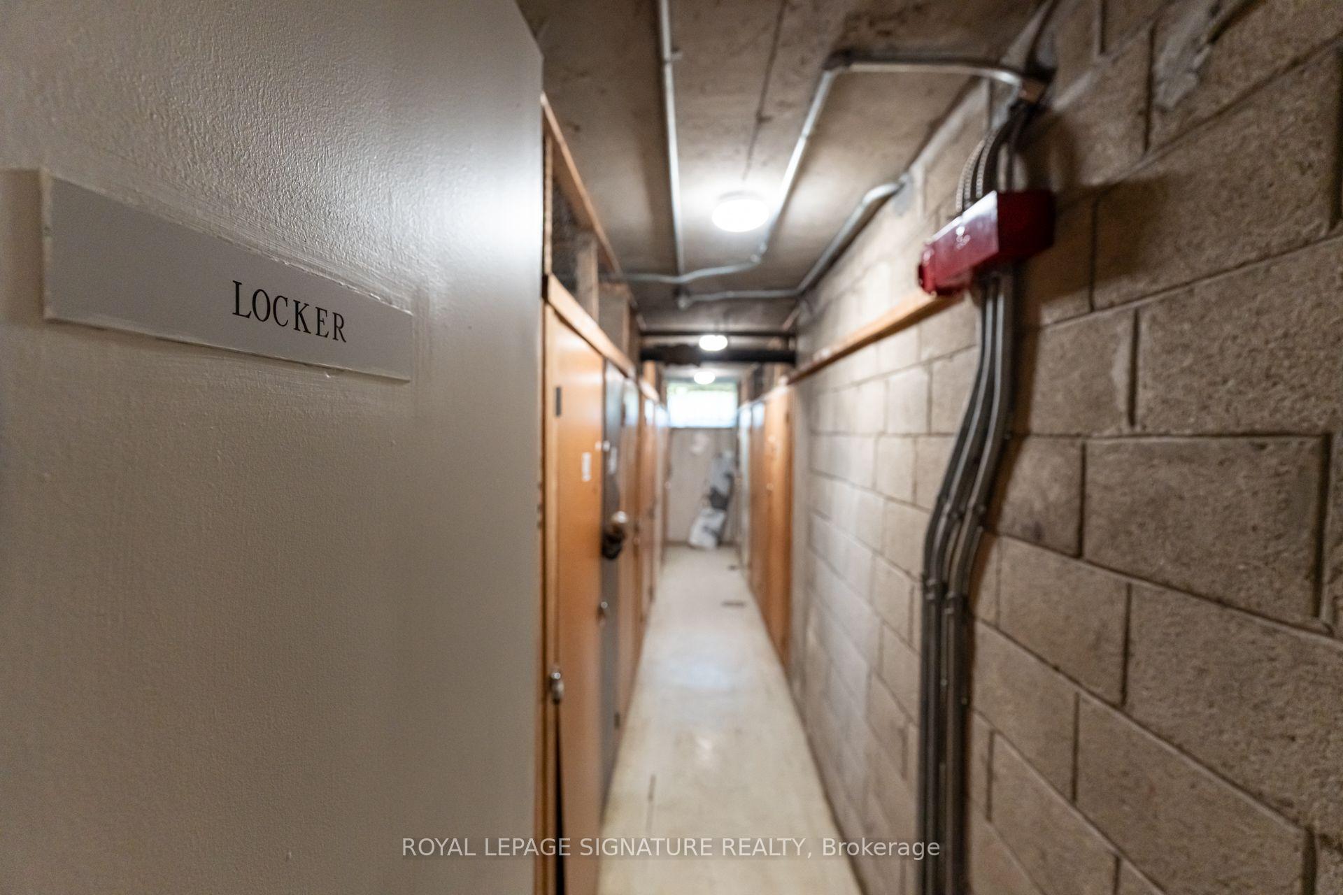 Photo 14 of Unit 401, 60 MontClair Avenue, Toronto, Forest Hill South — HOMEH