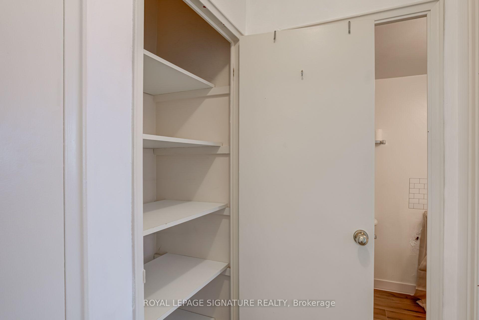Photo 17 of Unit 401, 60 MontClair Avenue, Toronto, Forest Hill South — HOMEH