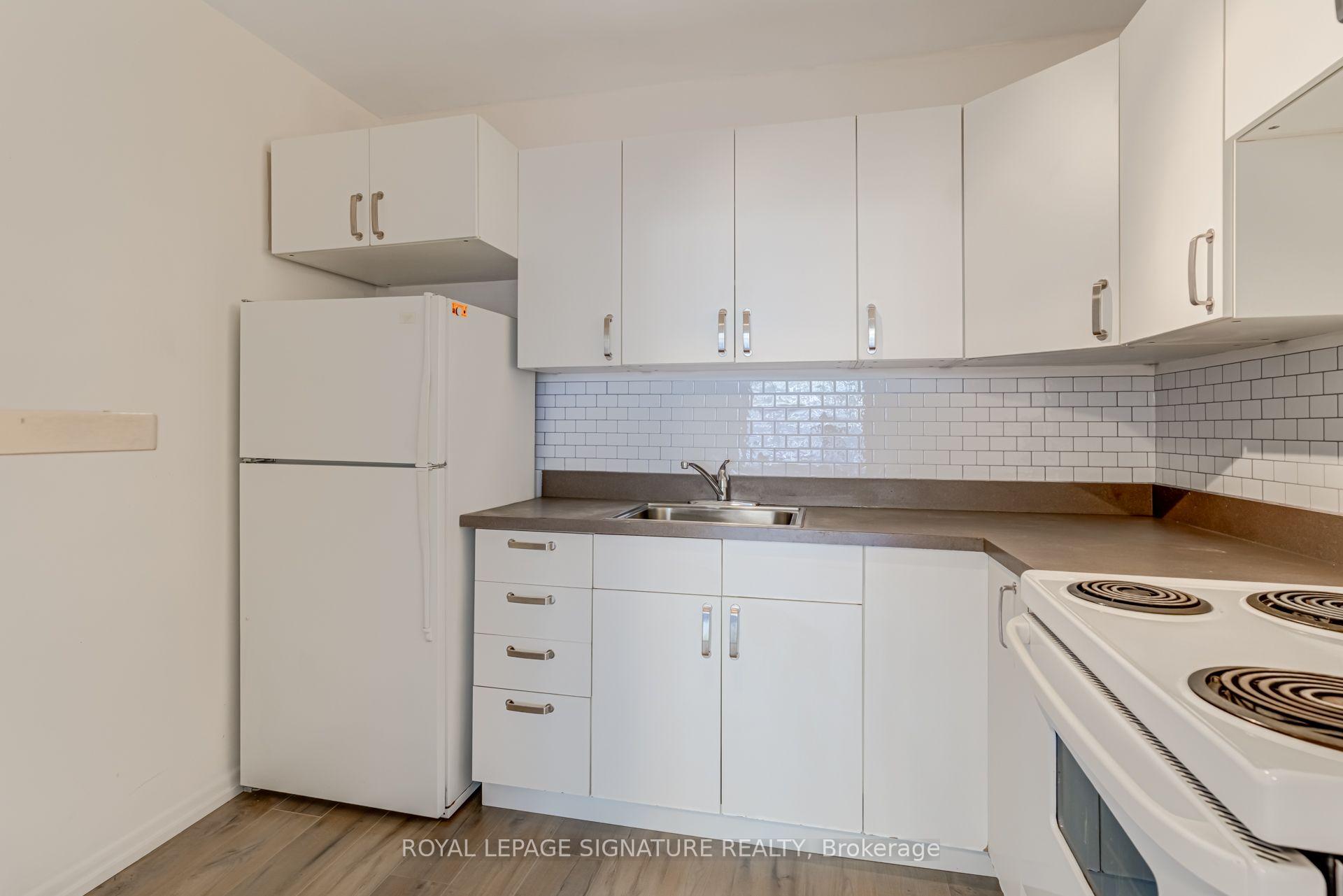 Photo 26 of Unit 401, 60 MontClair Avenue, Toronto, Forest Hill South — HOMEH