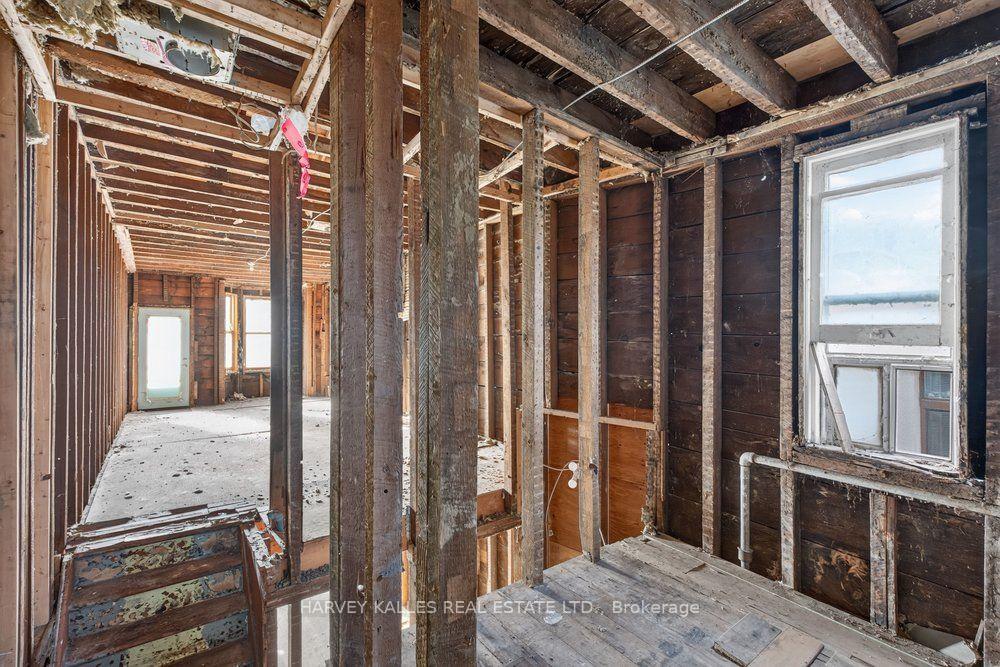 Photo 31 of 483 Roxton Road, Toronto, Palmerston-Little Italy — HOMEH