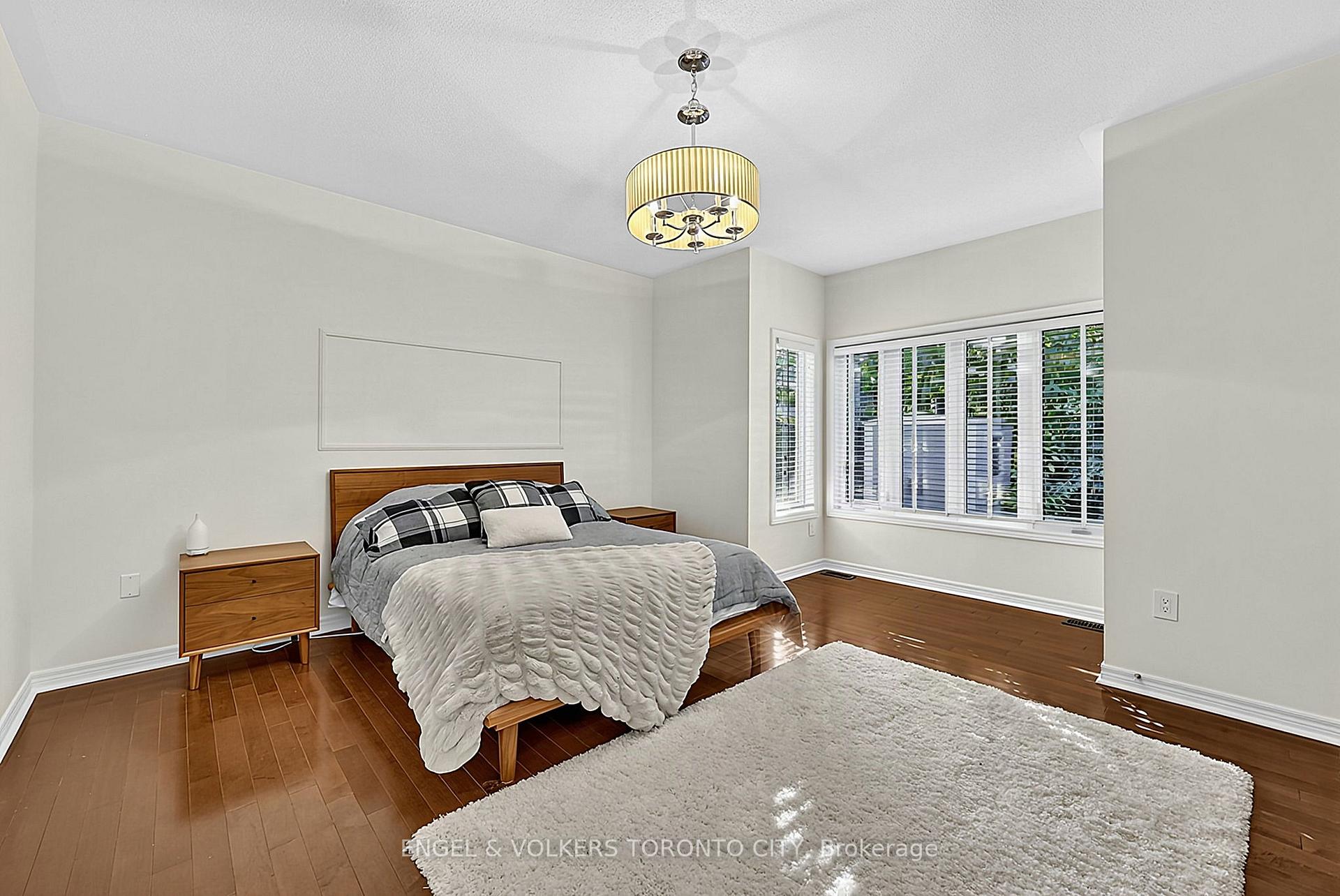 Photo 24 of 249 Sandale Road, Whitchurch-Stouffville, Stouffville — HOMEH