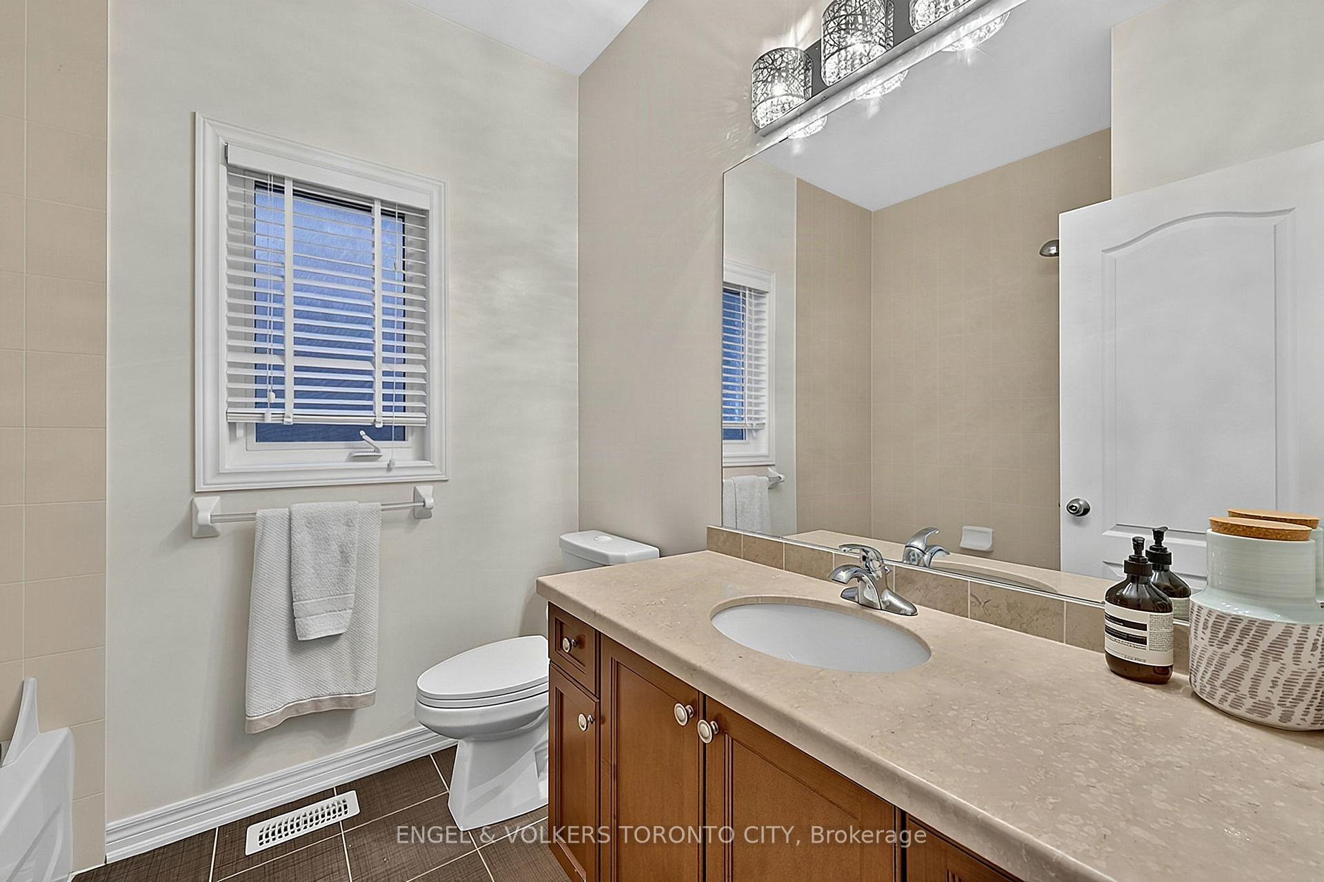 Photo 29 of 249 Sandale Road, Whitchurch-Stouffville, Stouffville — HOMEH