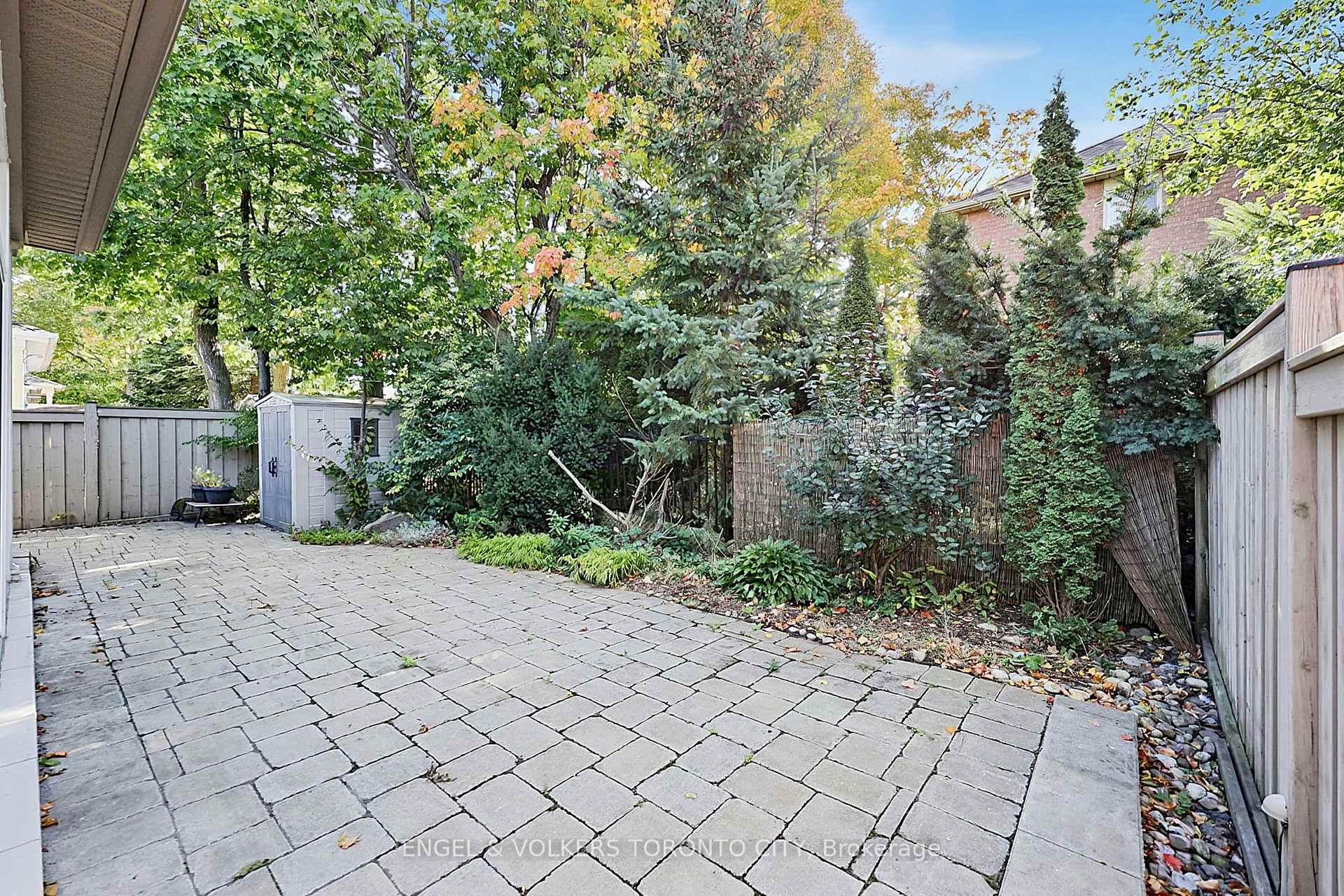 Photo 44 of 249 Sandale Road, Whitchurch-Stouffville, Stouffville — HOMEH