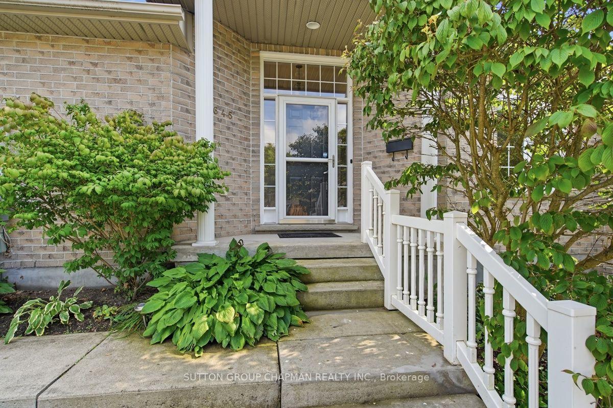 Photo 2 of 1645 Devos Drive, London, North C — HOMEH
