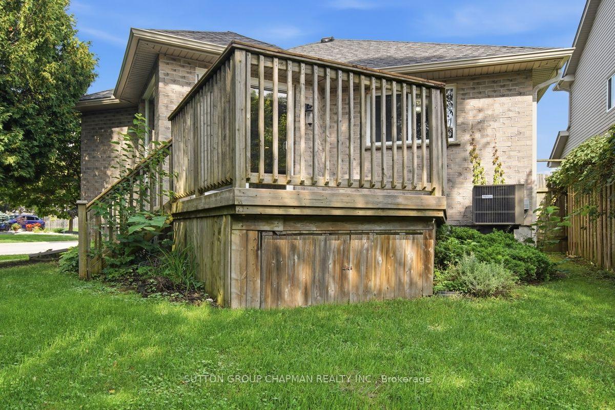 Photo 39 of 1645 Devos Drive, London, North C — HOMEH