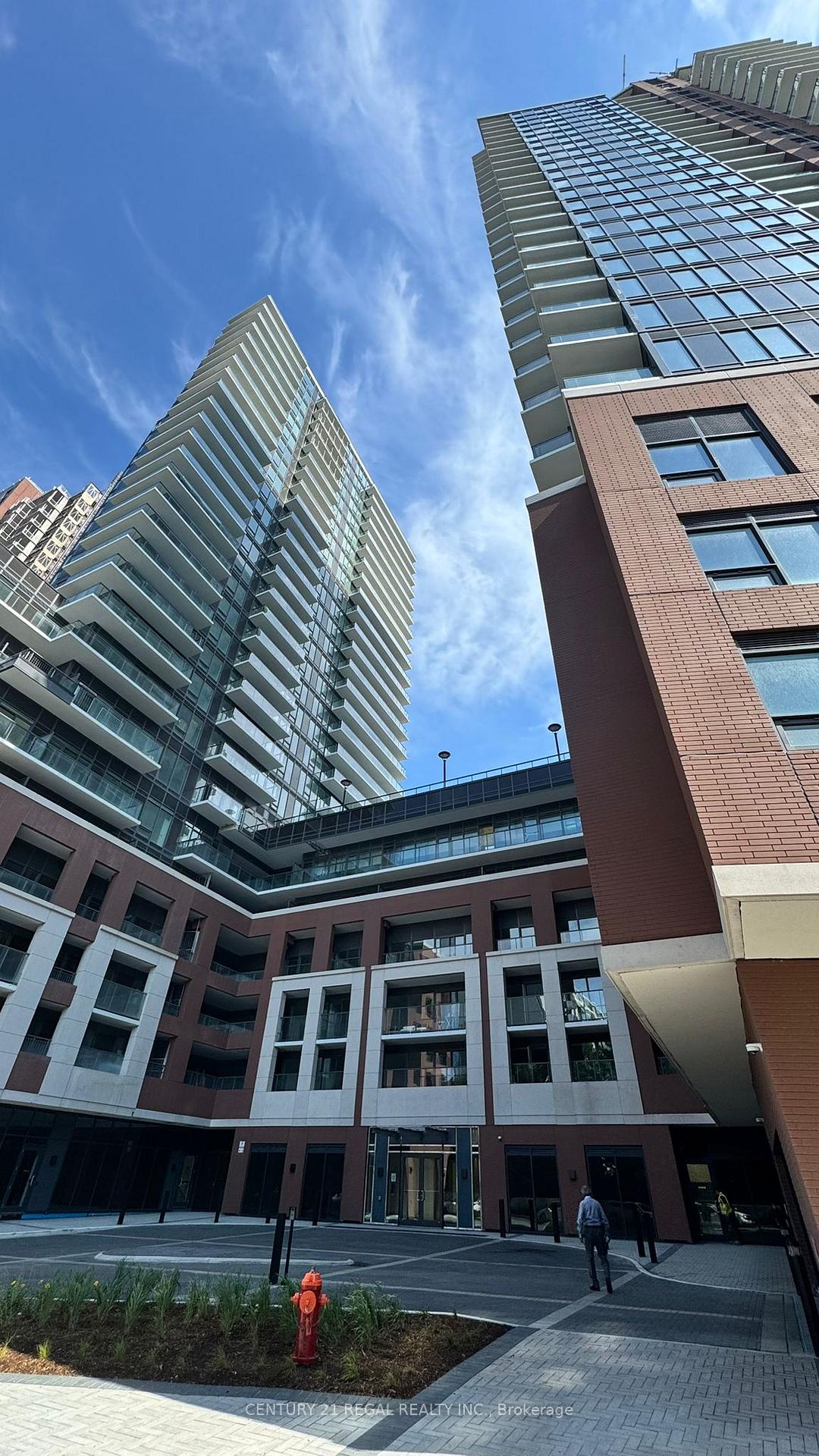 Photo of Unit 417, 4010 Eglinton Avenue W