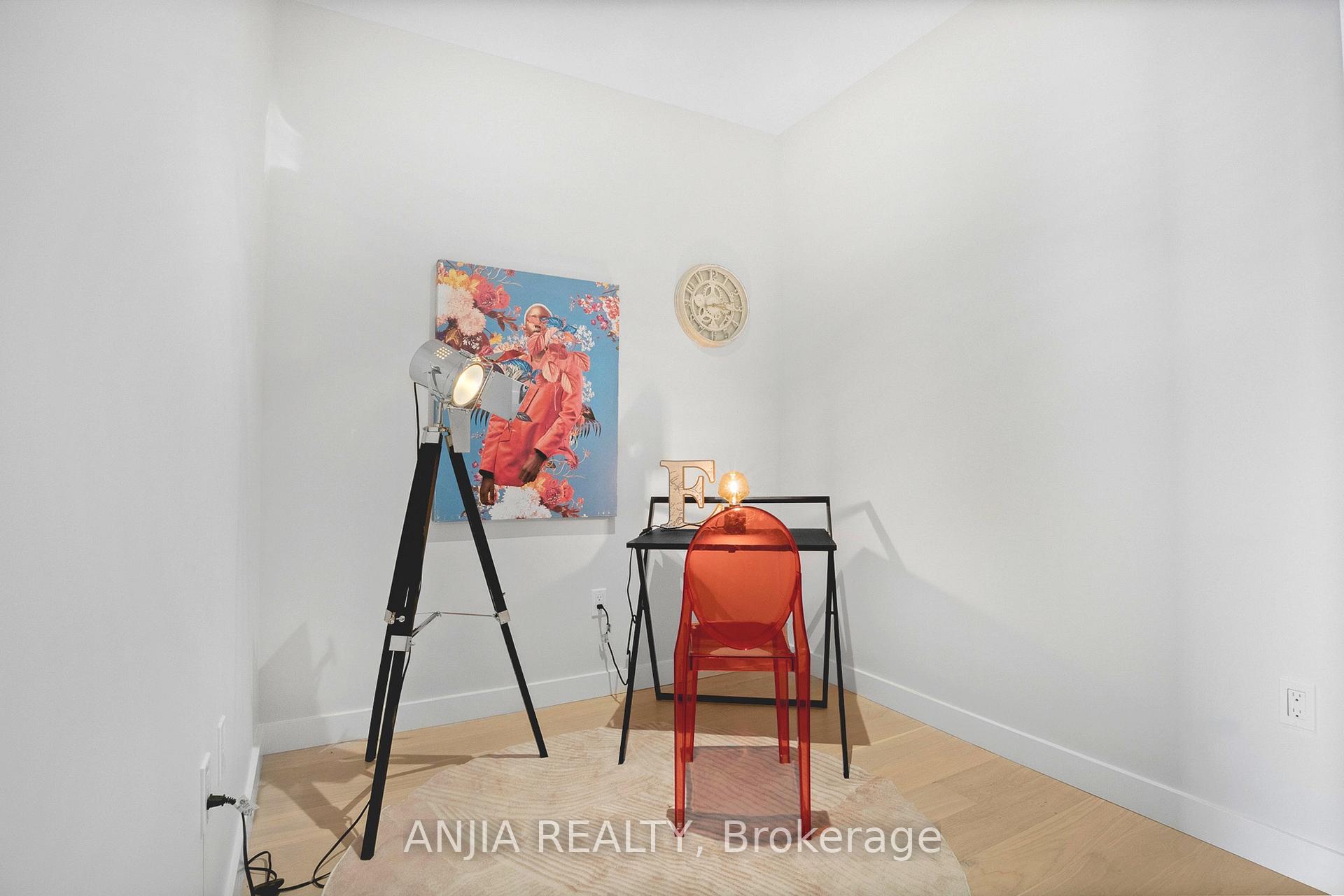 Photo 5 of Unit TH607, 85 McMahon Drive, North York, Bayview Village — HOMEH