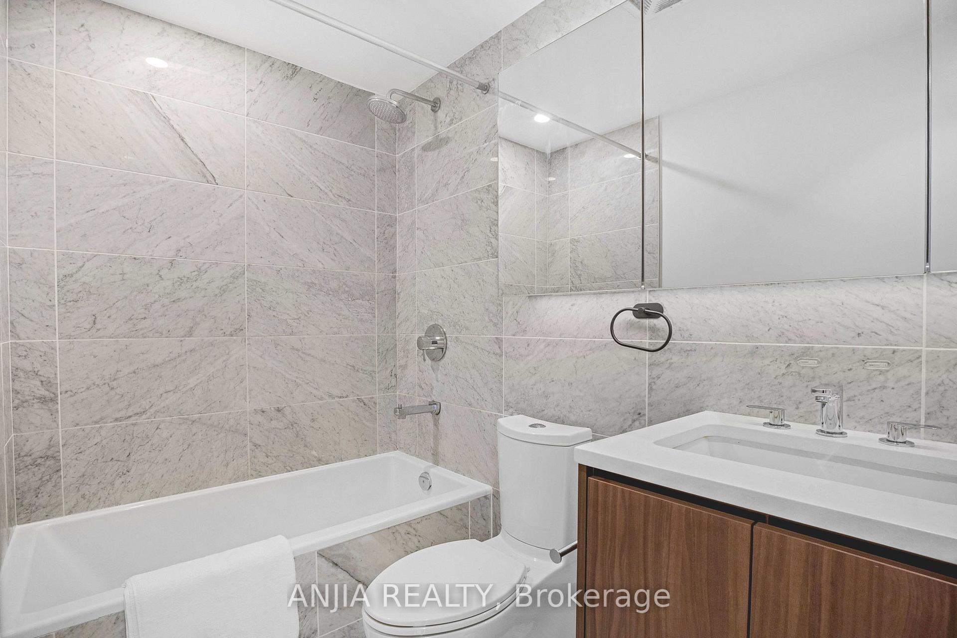 Photo 21 of Unit TH607, 85 McMahon Drive, North York, Bayview Village — HOMEH