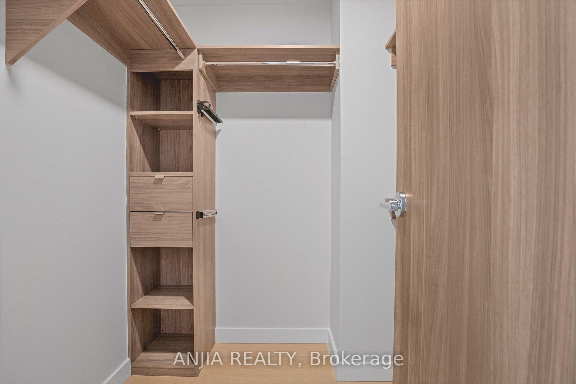 Photo 24 of Unit TH607, 85 McMahon Drive, North York, Bayview Village — HOMEH