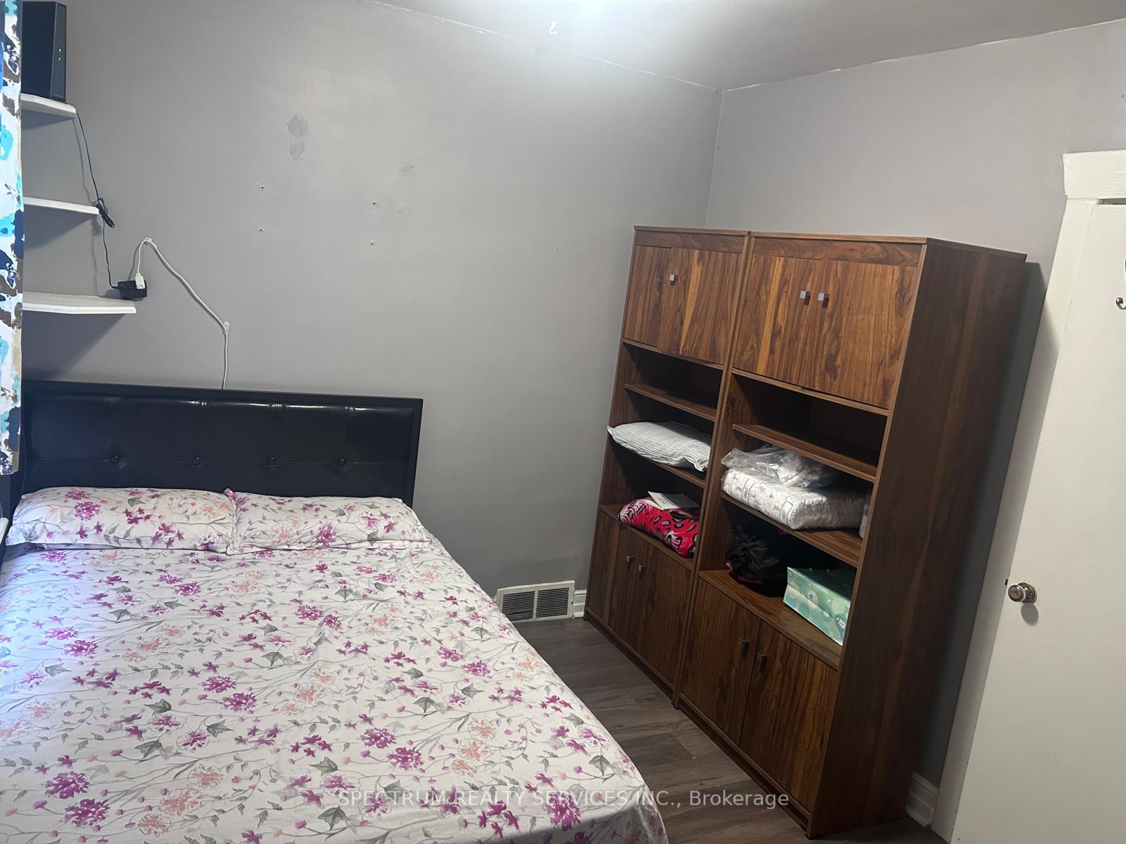 Photo 10 of 37 Hope Avenue, Hamilton, Crown Point — HOMEH