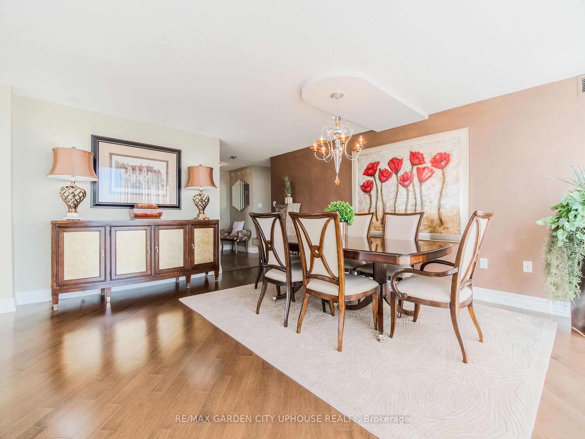 Photo 4 of Unit 708, 162 Martindale Road, St. Catharines, Grapeview — HOMEH