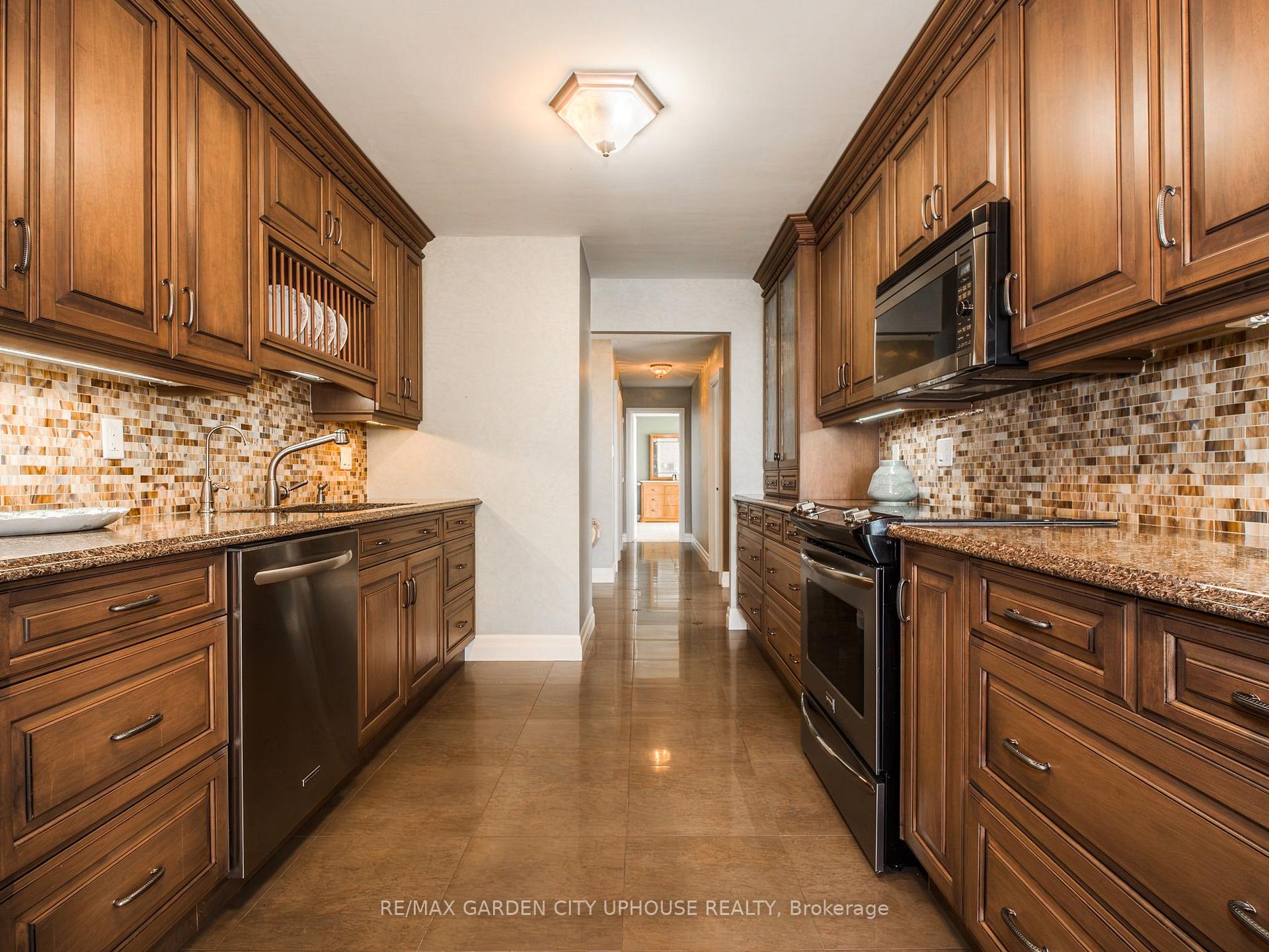 Photo 11 of Unit 708, 162 Martindale Road, St. Catharines, Grapeview — HOMEH