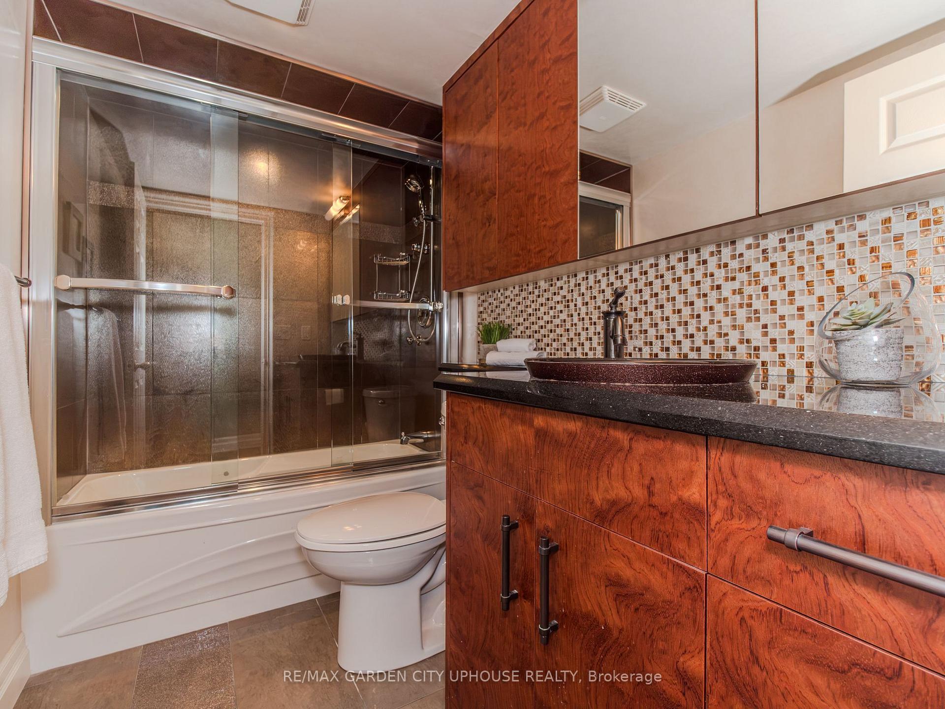 Photo 15 of Unit 708, 162 Martindale Road, St. Catharines, Grapeview — HOMEH