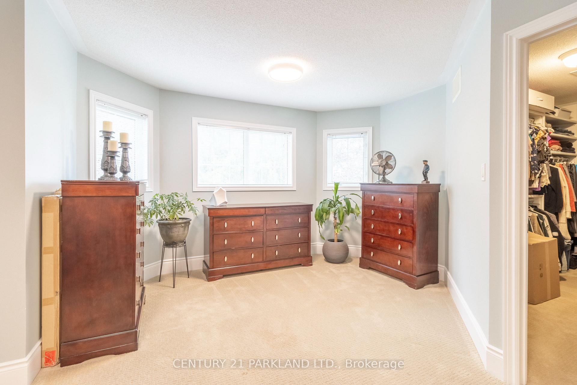Photo 26 of 18 Napier Court, Whitby, Brooklin — HOMEH