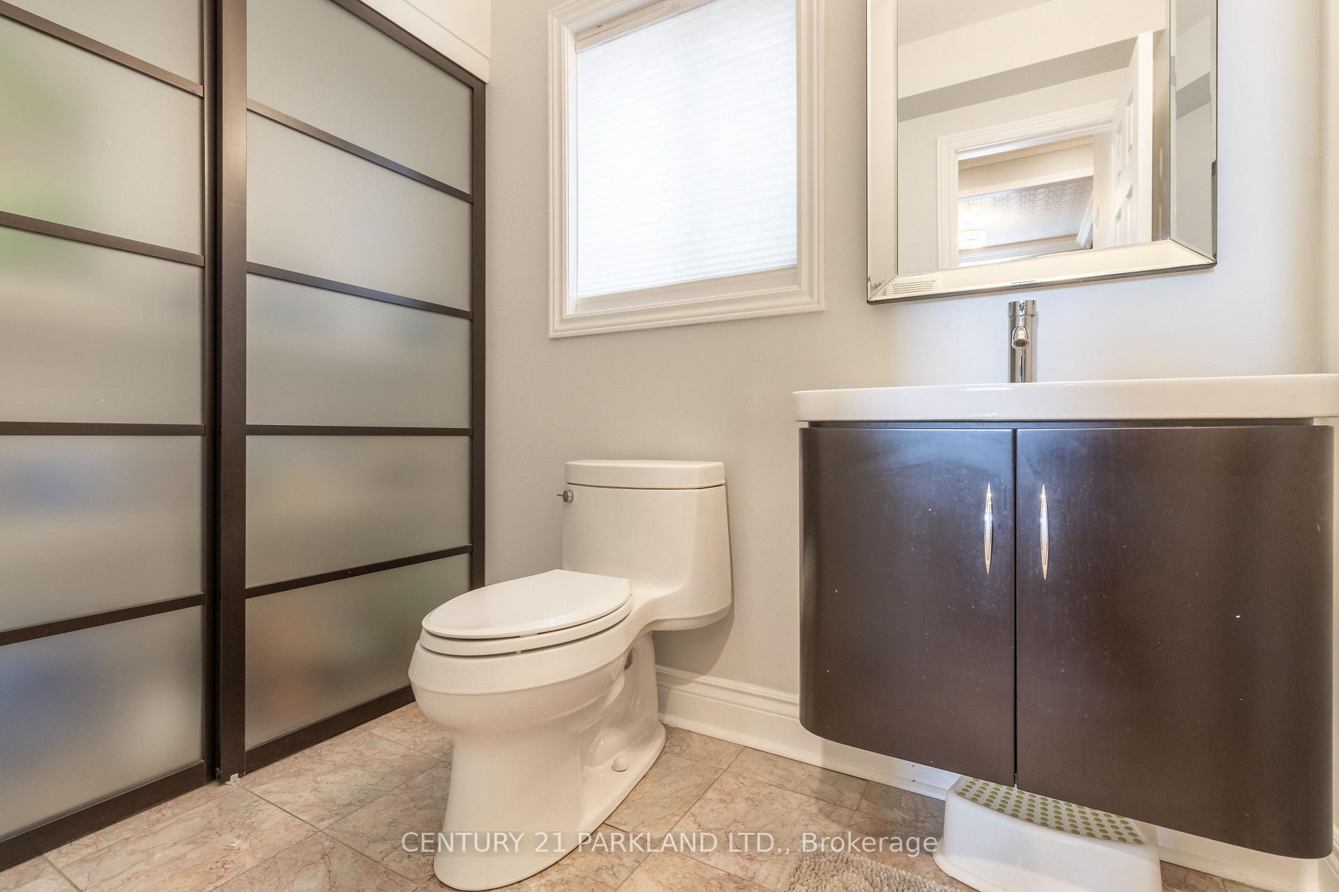Photo 42 of 18 Napier Court, Whitby, Brooklin — HOMEH
