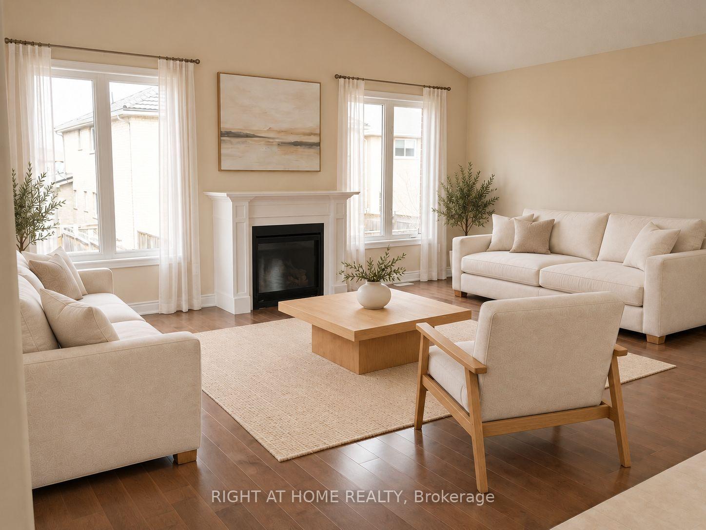 Photo 4 of 42 Booth Lane, Barrie, Painswick South — HOMEH