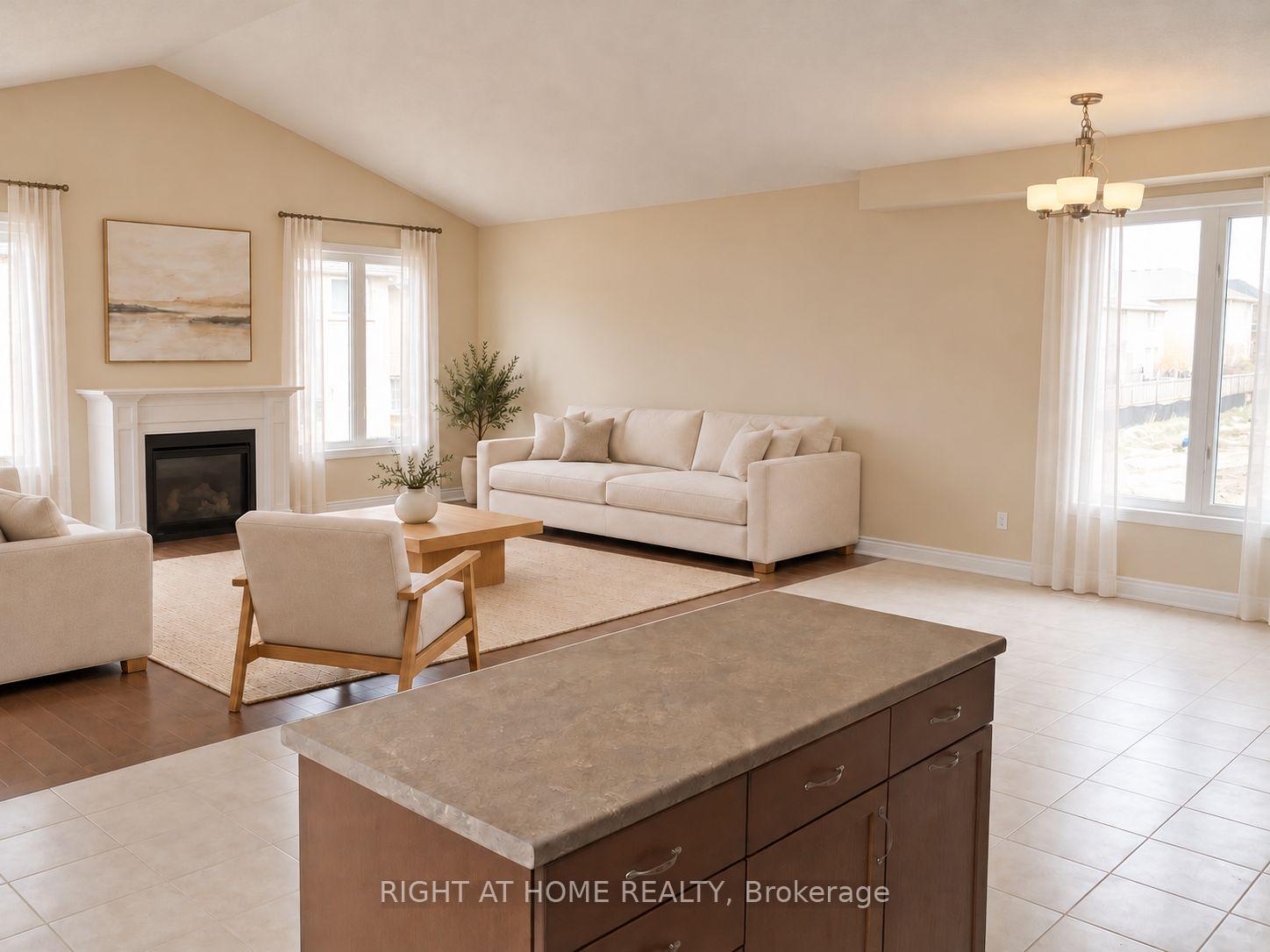 Photo 6 of 42 Booth Lane, Barrie, Painswick South — HOMEH