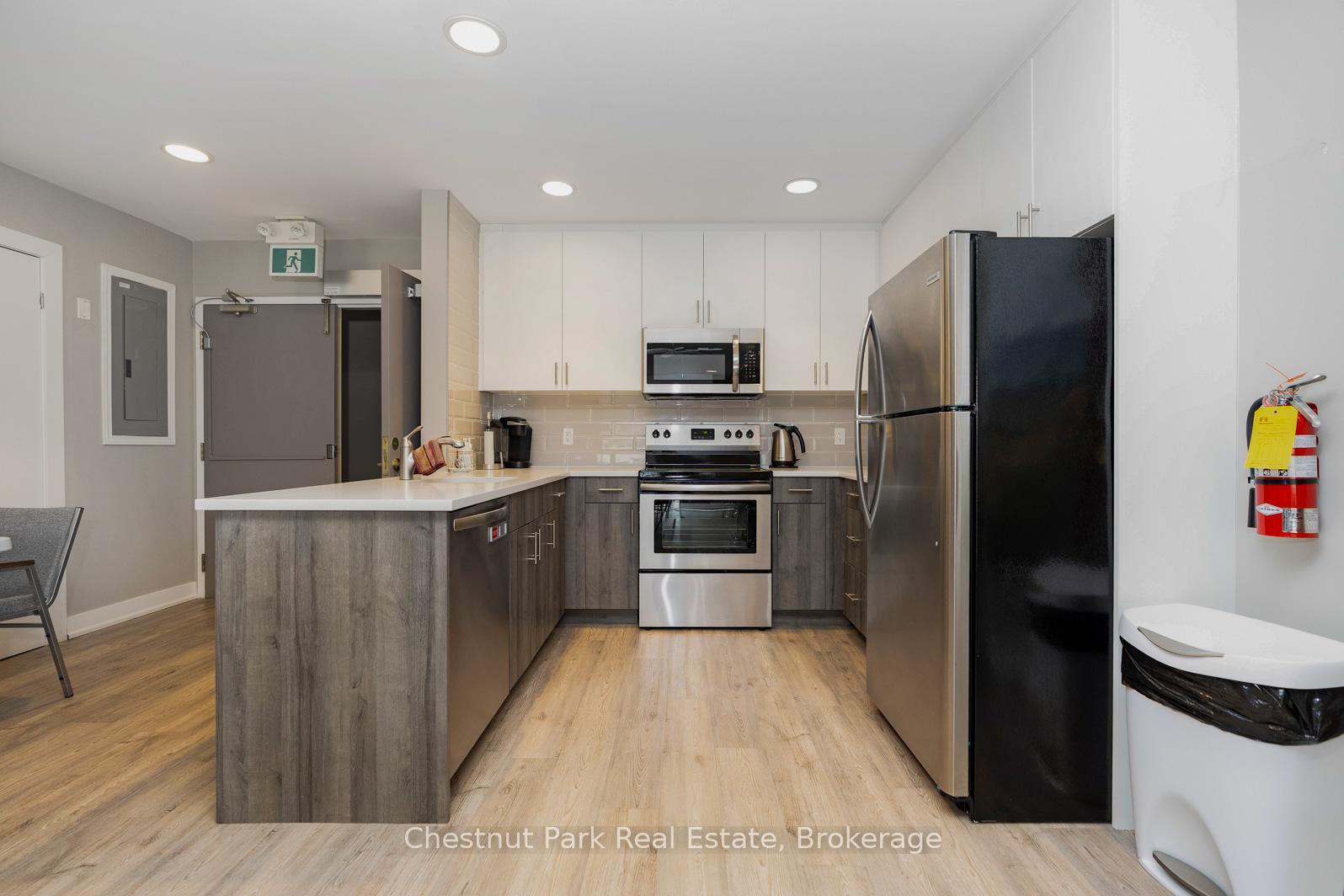 Photo 29 of Unit 102, 172 Eighth Street, Collingwood — HOMEH