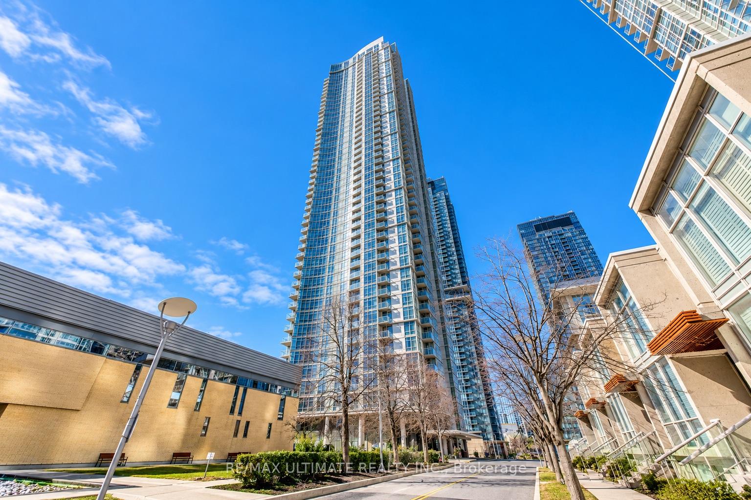 Photo 1 of Unit 4601, 35 Mariner Terrace, Toronto, Waterfront Communities — HOMEH