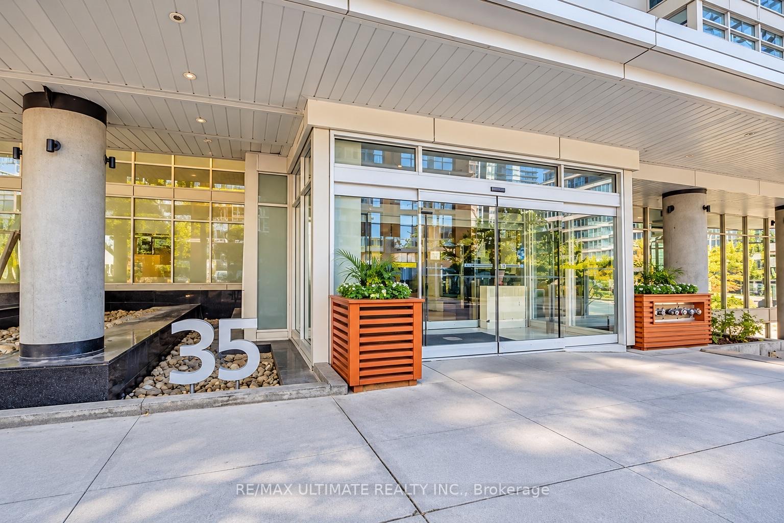 Photo 33 of Unit 4601, 35 Mariner Terrace, Toronto, Waterfront Communities — HOMEH