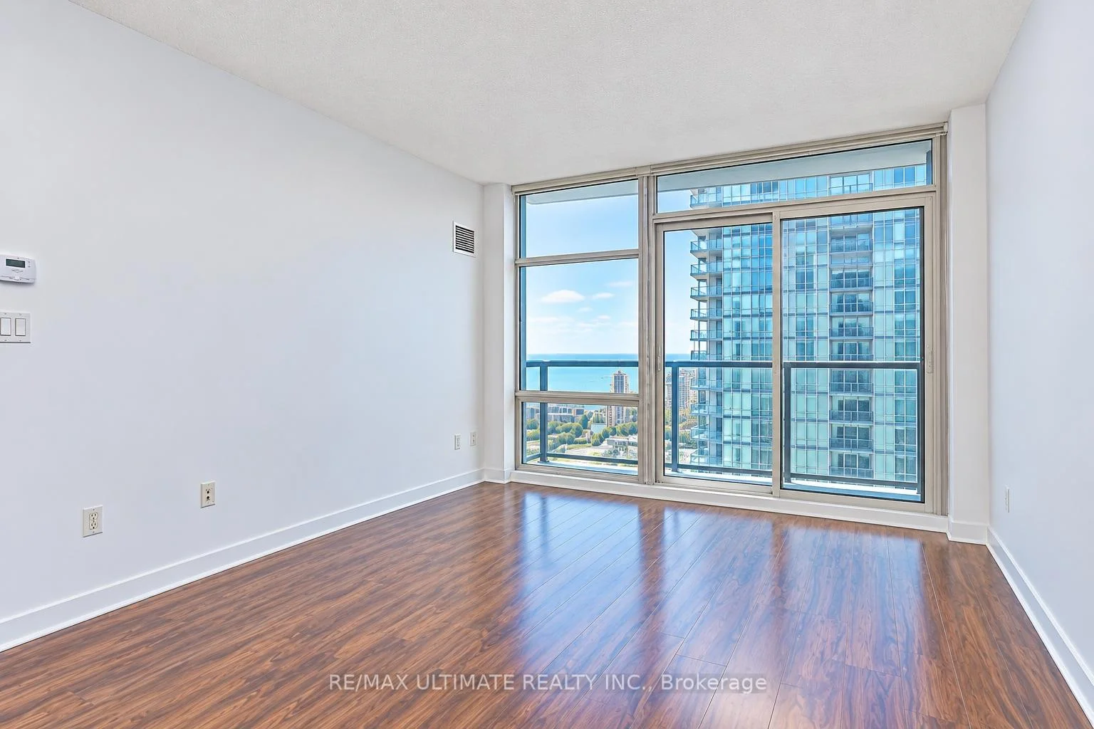 Photo 2 of Unit 4601, 35 Mariner Terrace, Toronto, Waterfront Communities — HOMEH