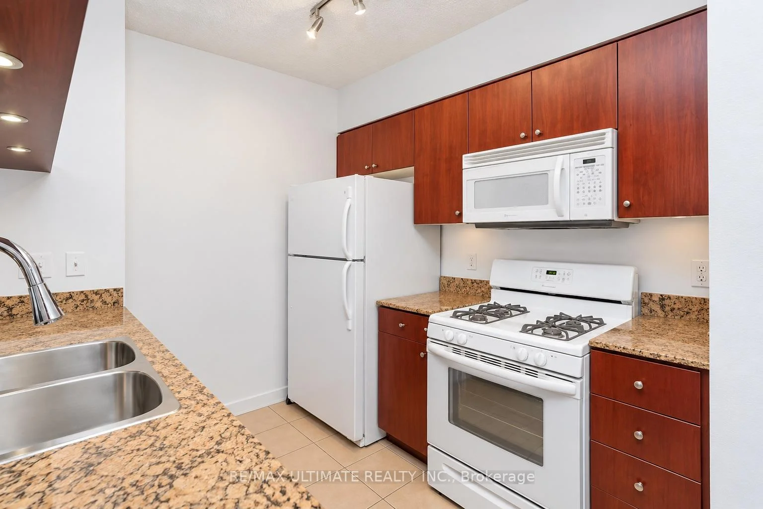 Photo 19 of Unit 4601, 35 Mariner Terrace, Toronto, Waterfront Communities — HOMEH