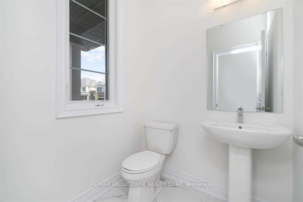 Photo 14 of 1372 Argall Court, Milton, Ford — HOMEH