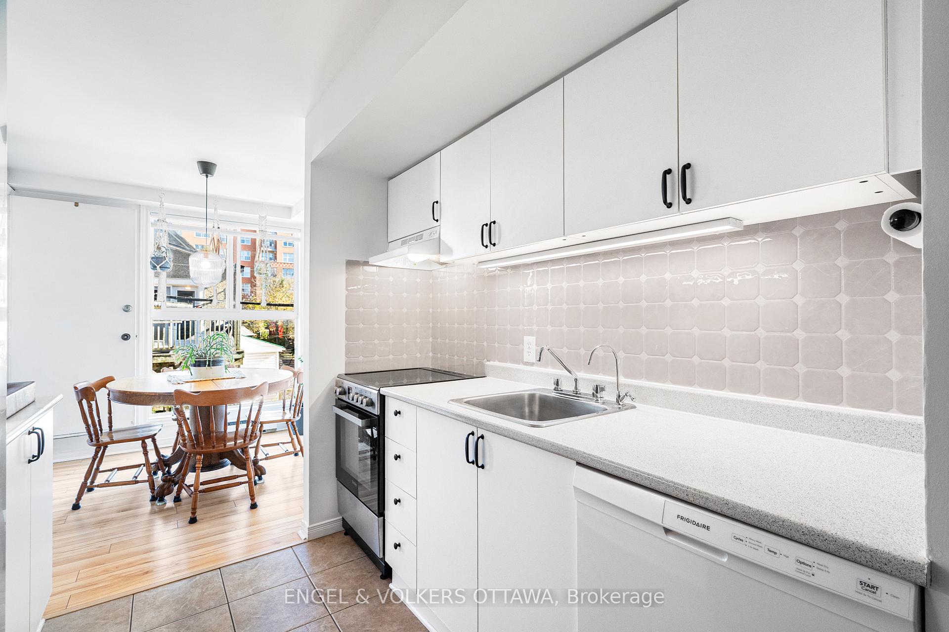 Photo 10 of Unit 3, 4 O'meara Street, Ottawa, Hintonburg — HOMEH