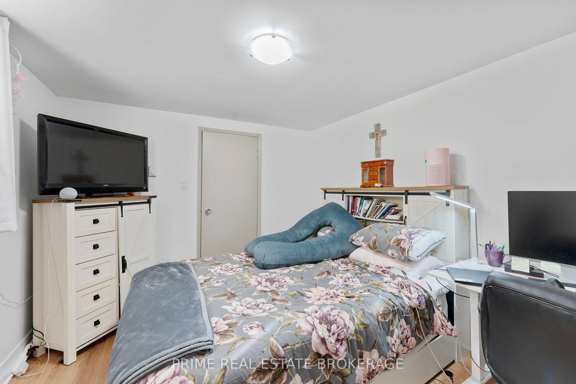 Photo 17 of Unit B02, 580 Waterloo Street, London, East F — HOMEH