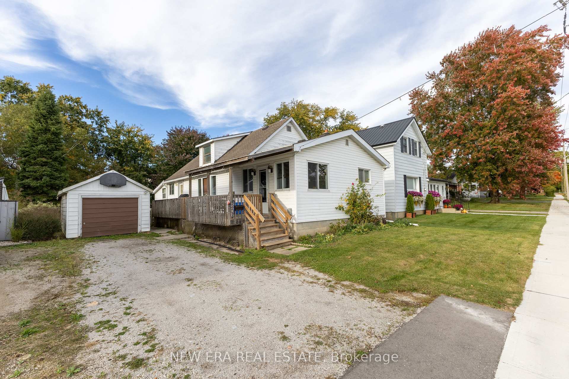 Photo of 276 Upper Queen Street Avenue