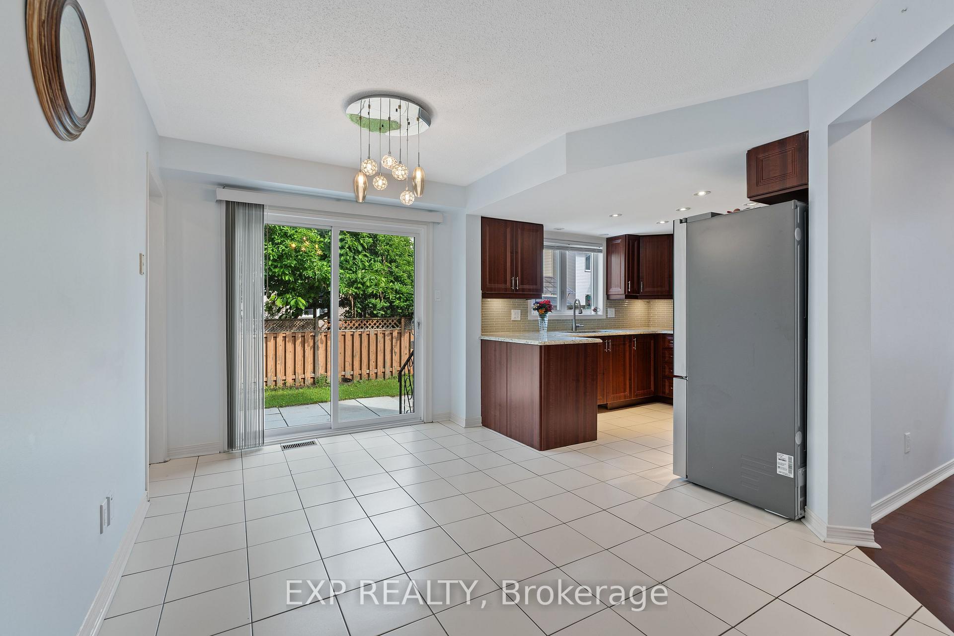 Photo 7 of 1552 Blohm Drive, Ottawa, Hunt Club Park — HOMEH